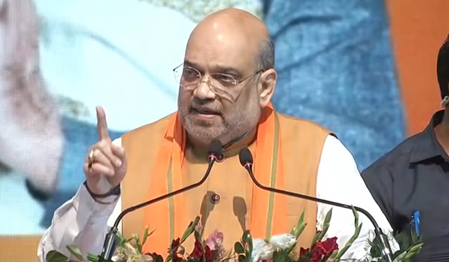 बंगाल के लिए बीजेपी का घोषणापत्र-सरकारी नौकरी में महिलाओं को 33 फीसदी आरक्षण, 5 रुपये में खाने की थाली