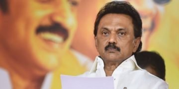 DMK ने जारी किया चुनावी घोषणा पत्र, पेट्रोल-डीजल में सब्सिडी देने का वादा