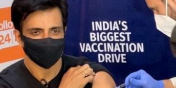 सोनू सूद ने लिया कोरोना का टीका,वैक्सीन के लिए लोगों को जागरूक करने का शुरू किया अभियान