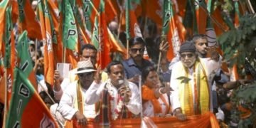 बंगाल में मिथुन चक्रवर्ती के रोड शो की नहीं मिली इजाजत