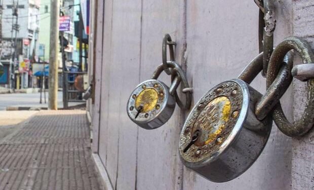 यूपी के दो और जिलों में कोरोना कर्फ्यू में ढील