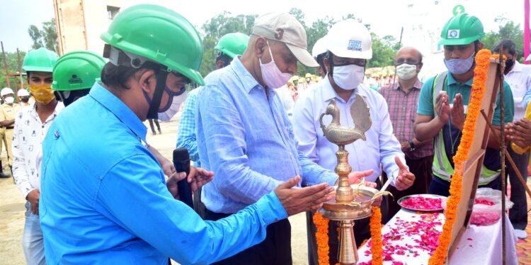 परियोजना प्रमुख भोलानाथ ने एनटीपीसी में किया राष्ट्रीय विद्युत सुरक्षा सप्ताह का शुभारंभ