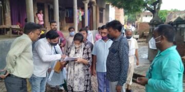 CDO ने किया हसनपुर गांव का औचक निरीक्षण किया