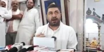 यूपी चुनाव से पहले कांग्रेस को झटका,ललितेश पति त्रिपाठी ने छोड़ी पार्टी