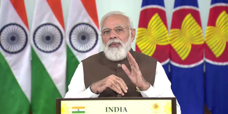 पीएम मोदी बोले- कोरोना काल में चुनौतियों से जूझा देश