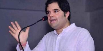 पीलीभीत में गरजे वरुण गांधी