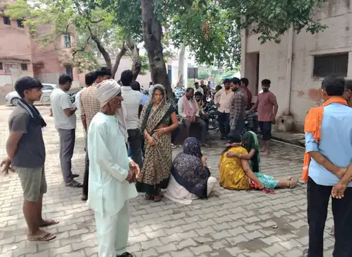 ऊंचाहार में बिजली की चपेट में आईं दो महिलाएं, मौत